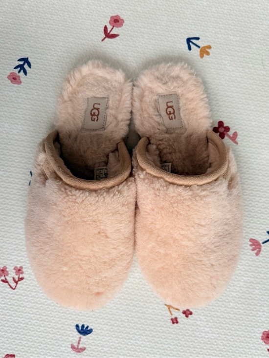 UGG Shoes - UGG Cozy Plush Slip-On Slippers in Blush- EUC